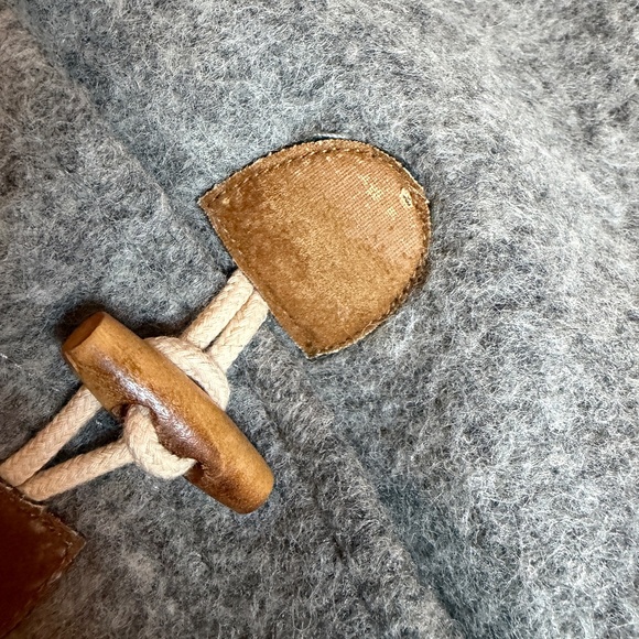 Mini Boden Girls Gray Wool Hooded Duffle Coat Toggles Pink Accents | Size 11-12Y - Picture 14 of 16